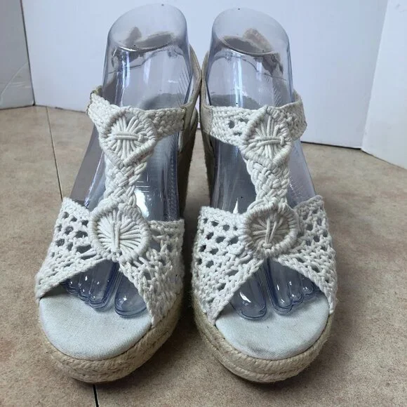 NWOB SoftMoc Emmy White Crochet Espadrilles Wedge Sandals Size 8 - Picture 2 of 13